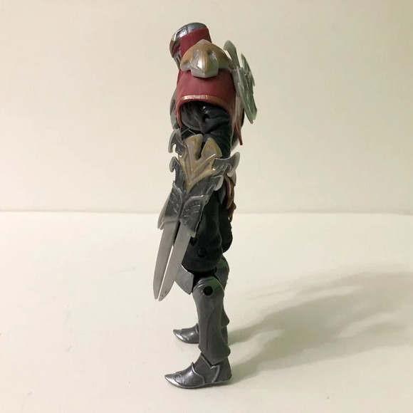 League of Legends Zed 6 Inch Tall Action Figure The Champion Collection - Picture 4 of 11